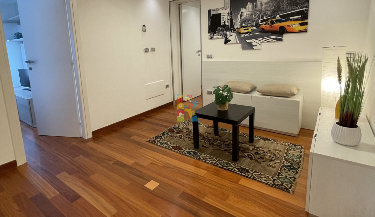 R98_casa_giulianova_ingresso1