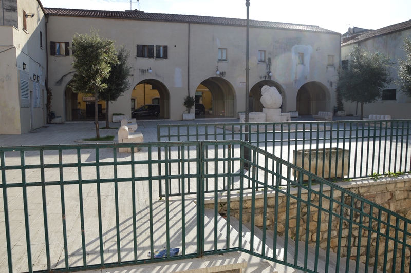 manoppello_casa_veronica_vista_su_piazza2