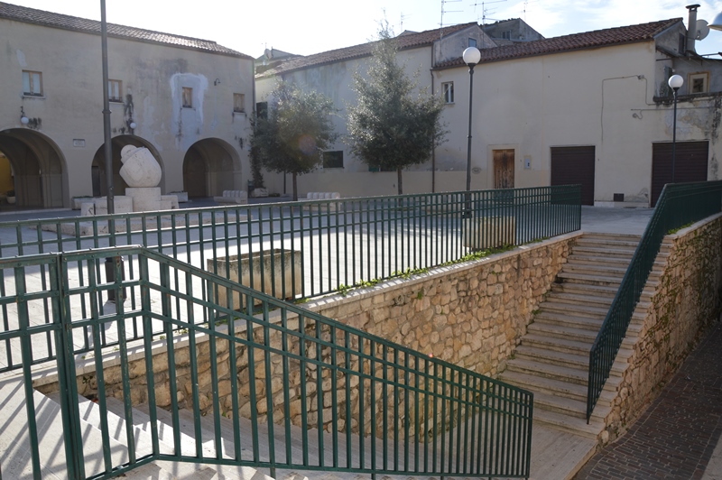 manoppello_casa_veronica_vista_su_piazza3